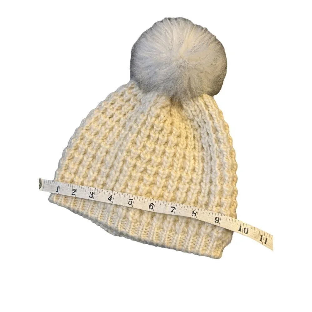 Kyi Kyi Canada Cream Classic Fur Pom Knit Beanie O/S